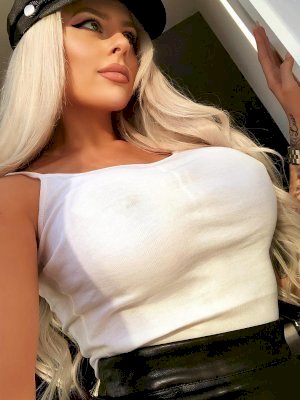 היילי הכי חרמנית