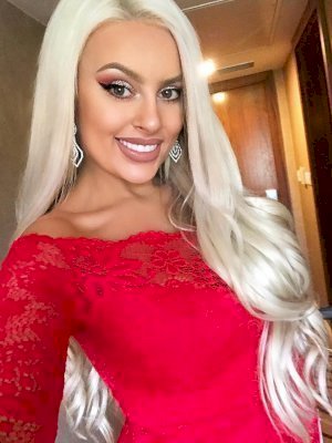 היילי הכי חרמנית