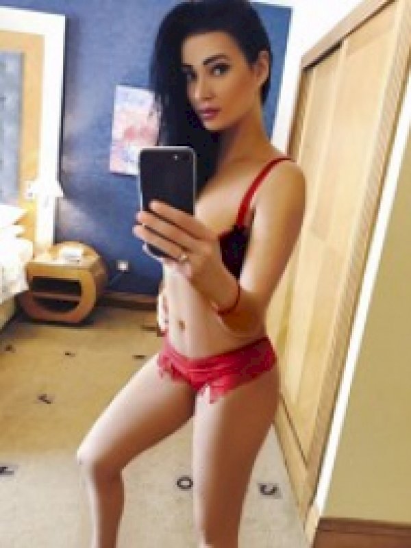 אליאנה הכי יפה