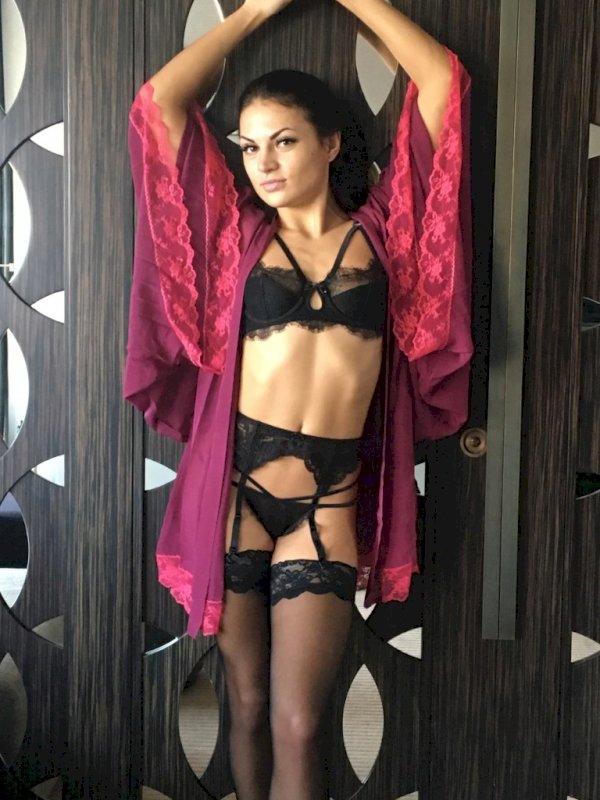 אנה הכי יפה